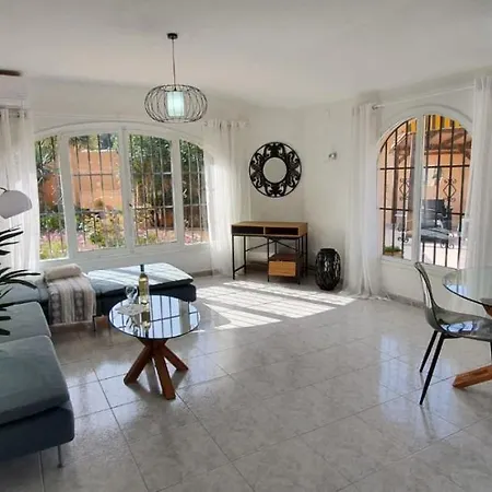 Cheerful 2-Bedroom Villa With Private Pool Calp Exterior photo