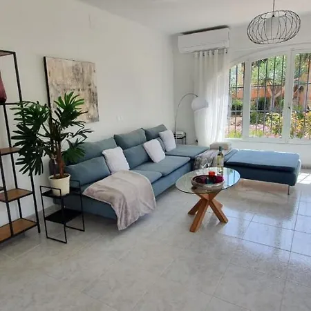 Cheerful 2-Bedroom Villa With Private Pool Calp Exterior photo