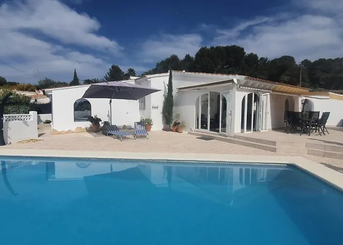 Cheerful 2-Bedroom Villa With Private Pool