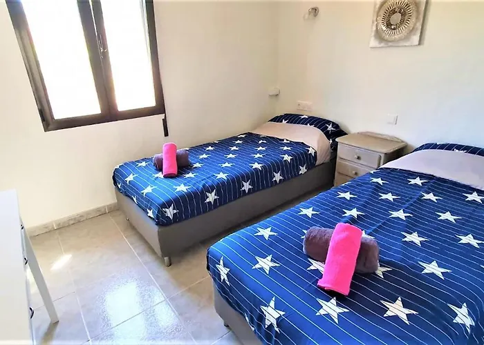 Cheerful 2-Bedroom Villa With Private Pool