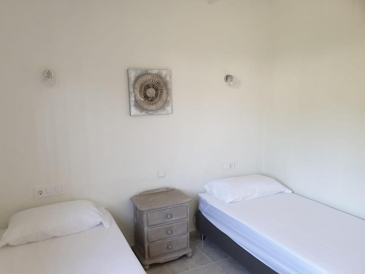 Vil·la Cheerful 2-bedroom With Private Pool Calp