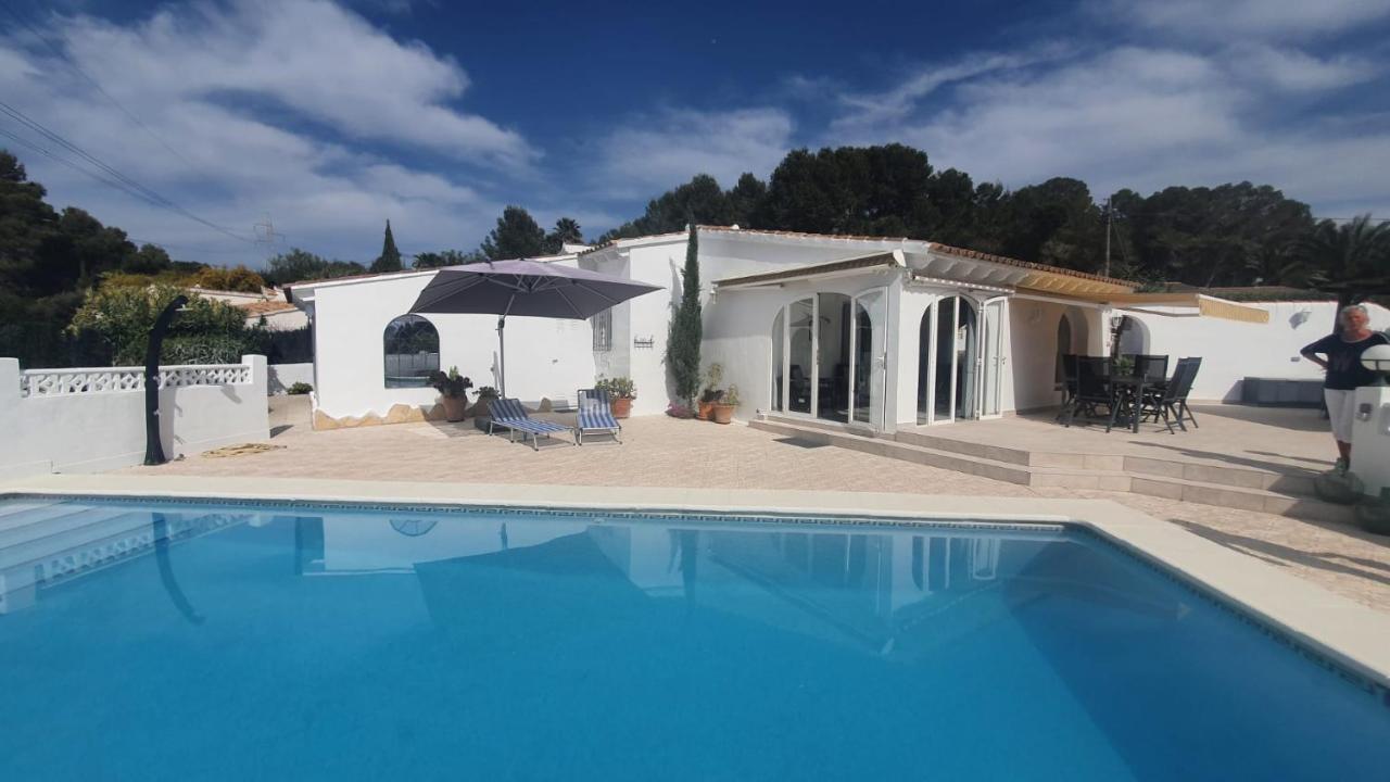 Cheerful 2-bedroom With Private Pool Vil·la